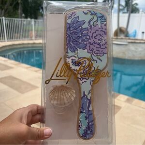 NWT Lilly Pulitzer Hair Brush + Shell Clip Multi Let It Gogh